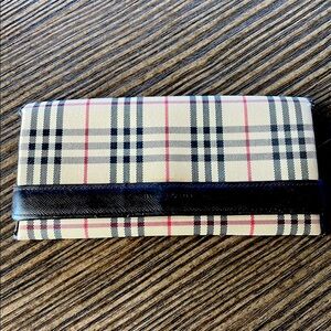 Burberry House Check Continental Wallet